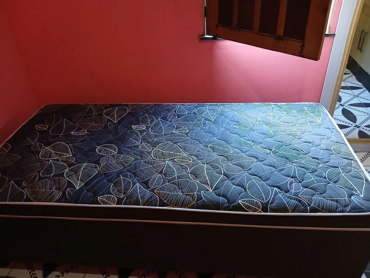 Cama solteirão unibox seminova - Foto 2