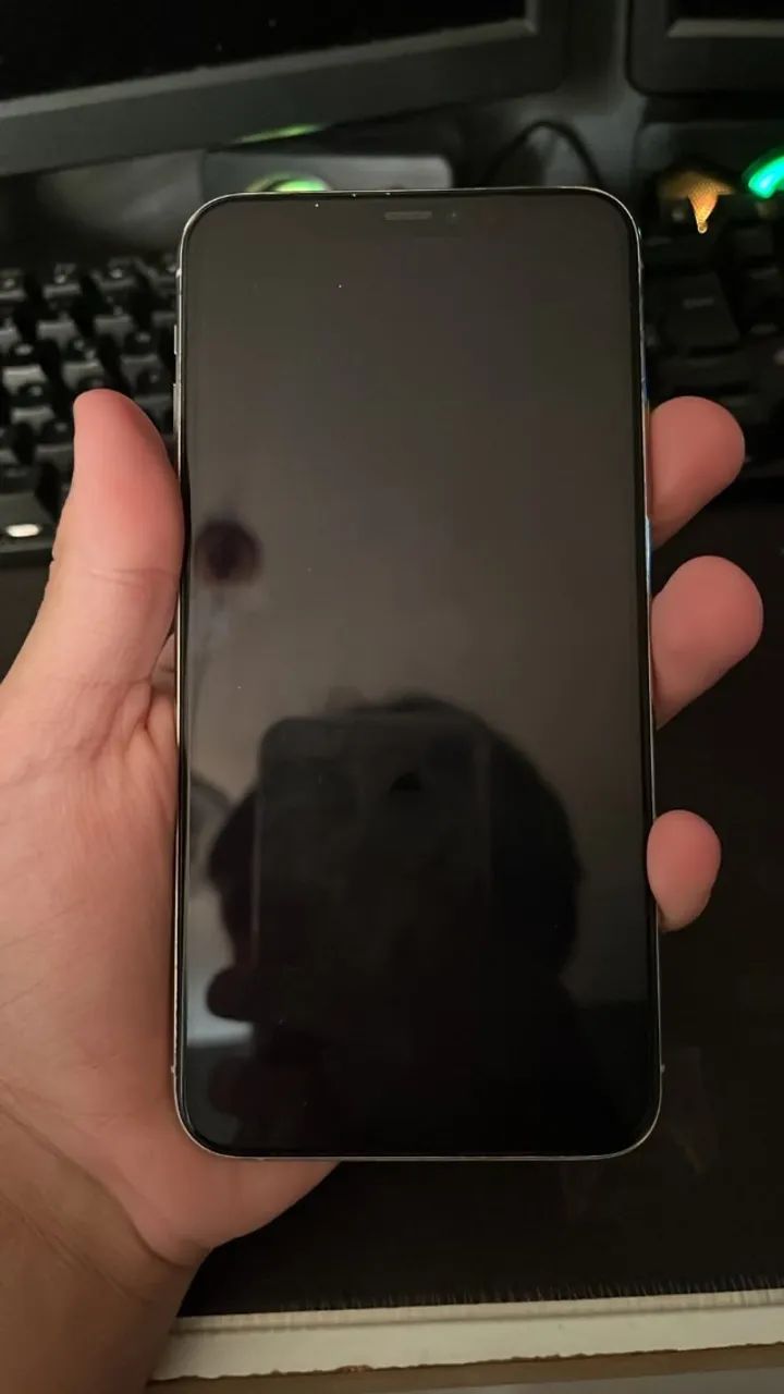 IPHONE 11 PRO MAX 64GB - Foto 3