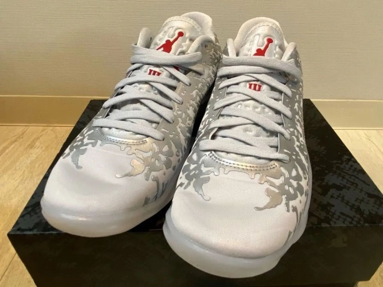 Tênis nike Jordan zion 3 original  Comprei dos Estados Unidos N42 com nota fiscal  - Foto 2