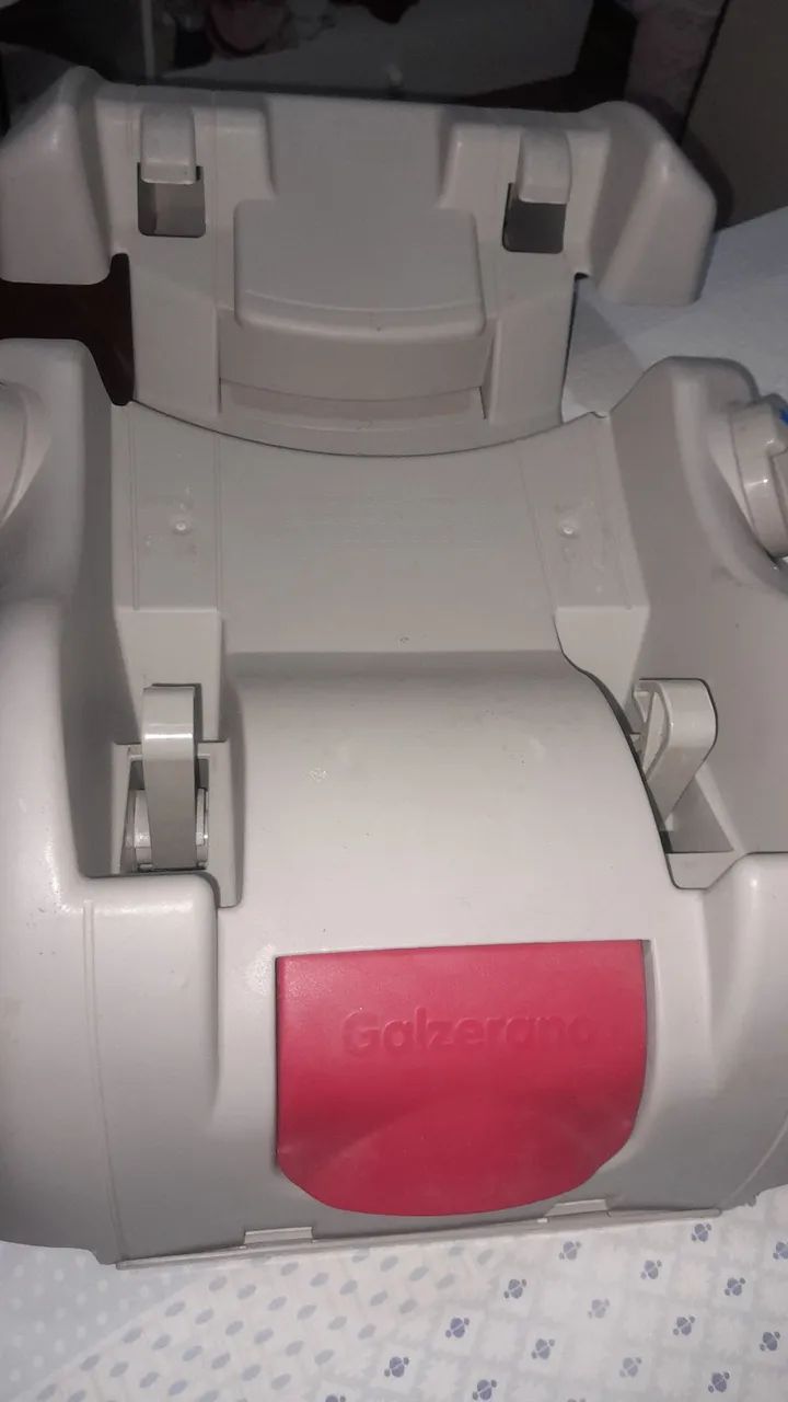 Bebê conforto com alta qualidade com uma base de encaixe . - Foto 2