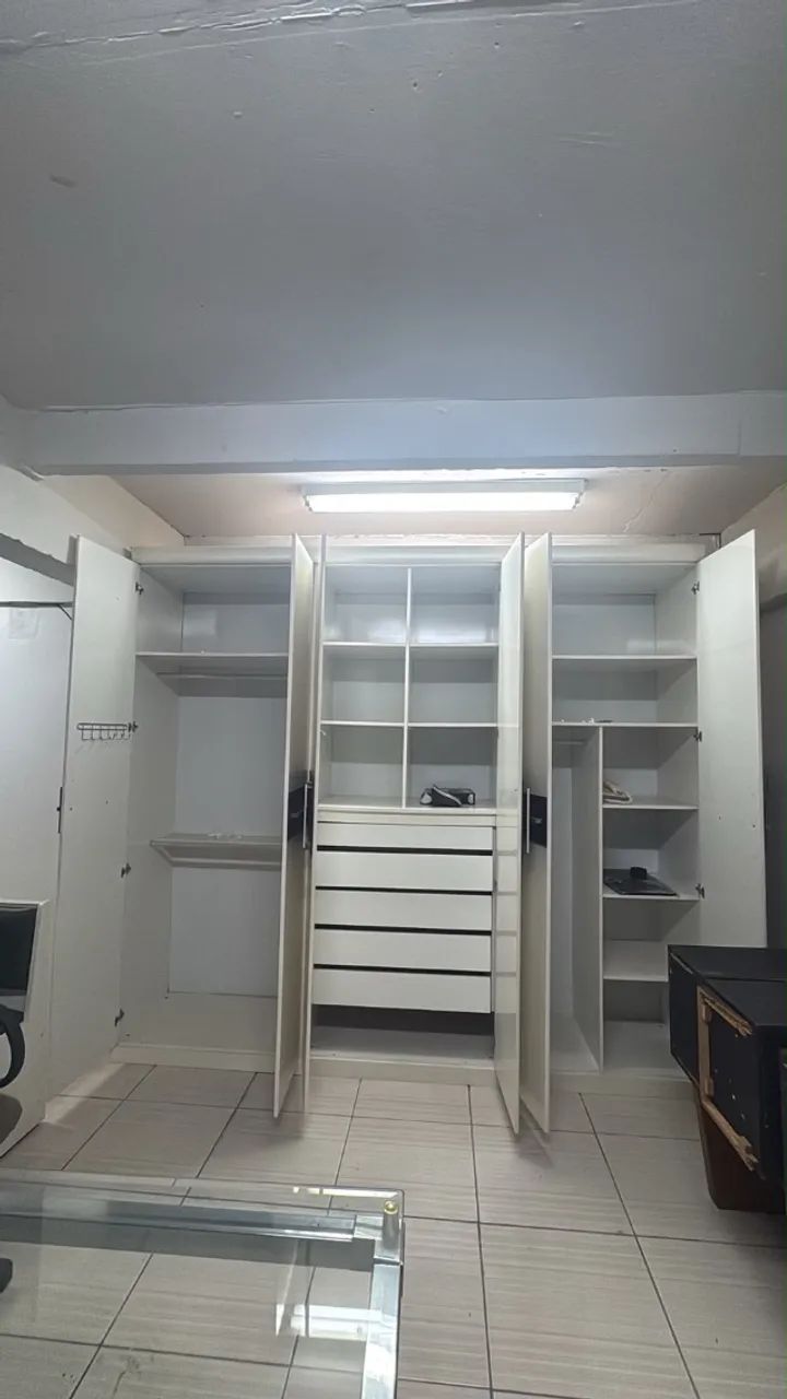 Guarda roupa 6 portas branco  - Foto 3