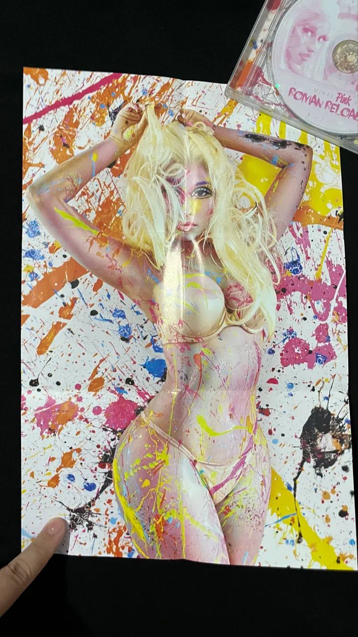 Desapegando CD Nicki Minaj - Pink Friday Roman Reloadead  - Foto 5