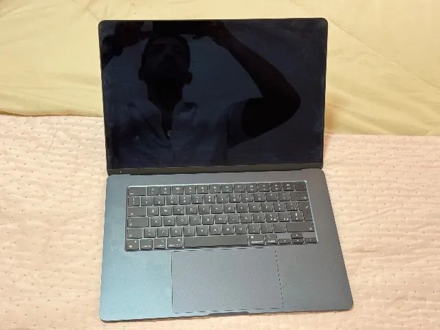 Macbook