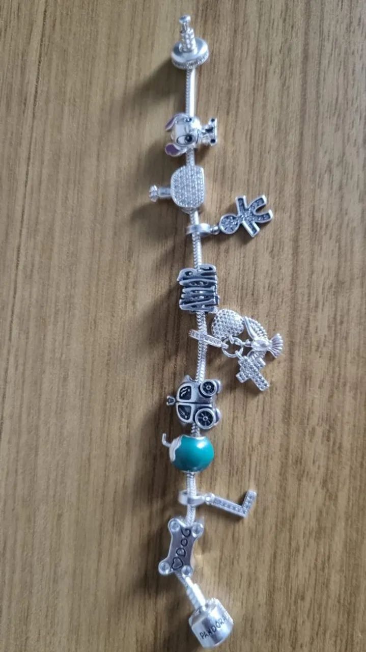 Joias berloque e pulseira 