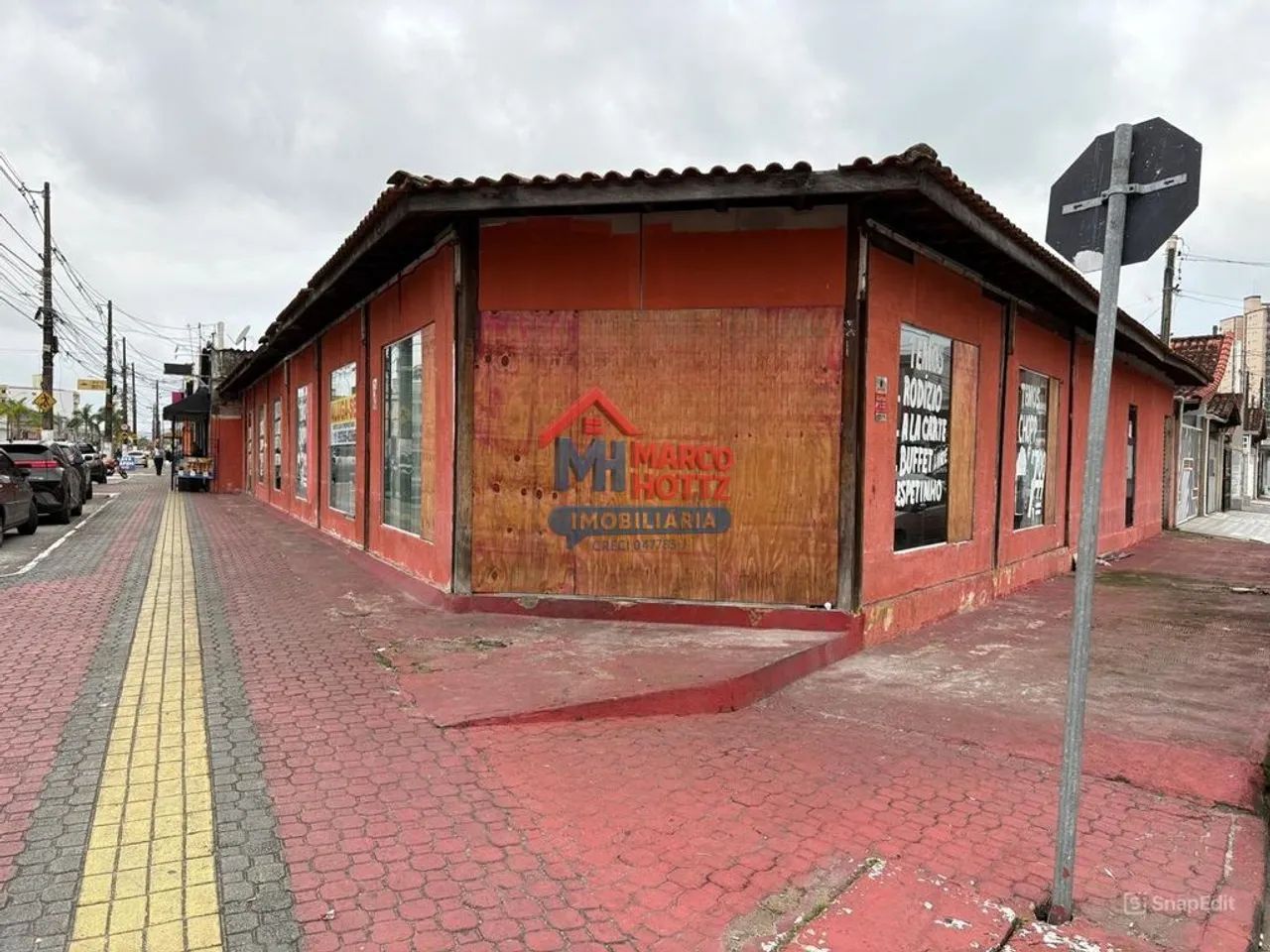 Salão Comercial 300 m de Esquina na Ocian! - Foto 3