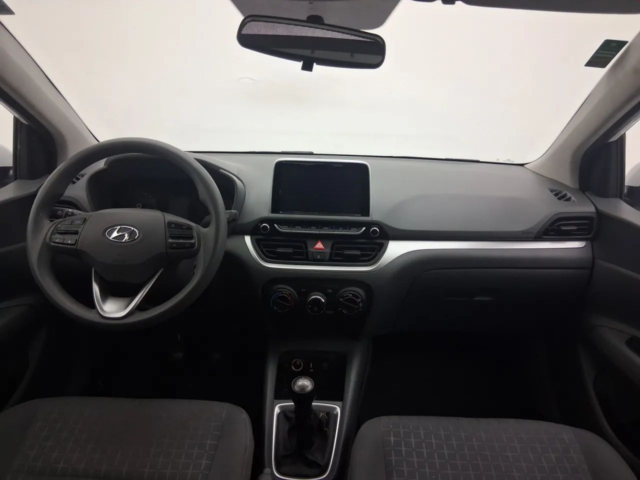 Hyundai HB20S Comfort Plus 1.0 TB Flex 12V Mec., foto 15 de 18