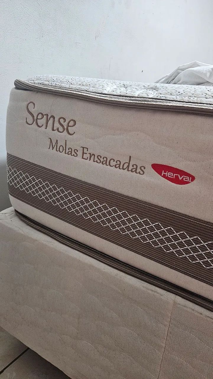 Cama Box Queen Herval, nova!!! Um ano de uso apenas.  - Foto 2