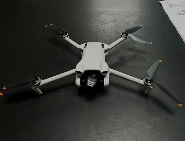 DJI MINI 3 PRO COMBO FLY MORE - KIT COMPLETO! - Foto 3