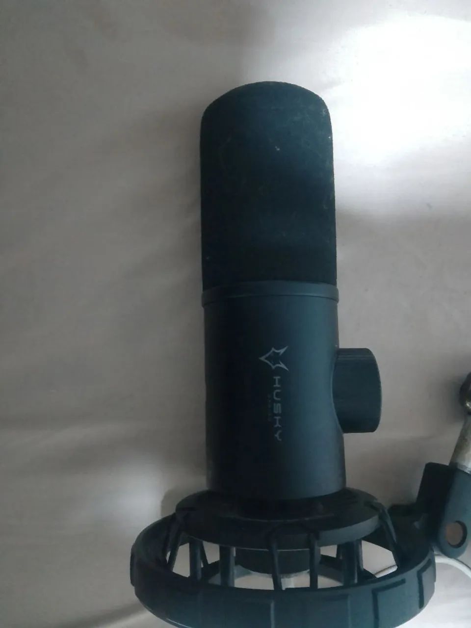 Microfone HUSKY GAMING usado funcionando perfeitamente 