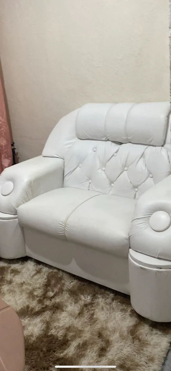 Sofá couro branco  - Foto 2