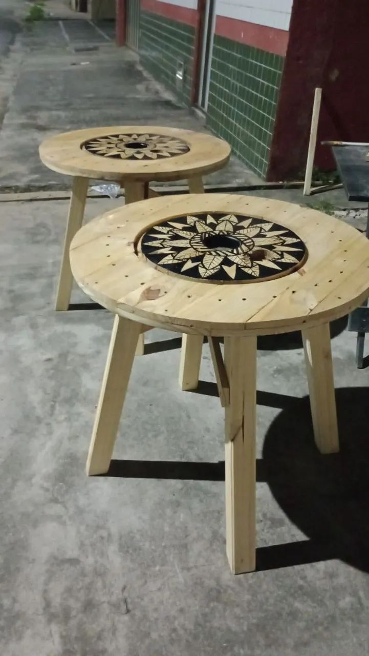 Mesas com tampo de bobina estilizado - Foto 3