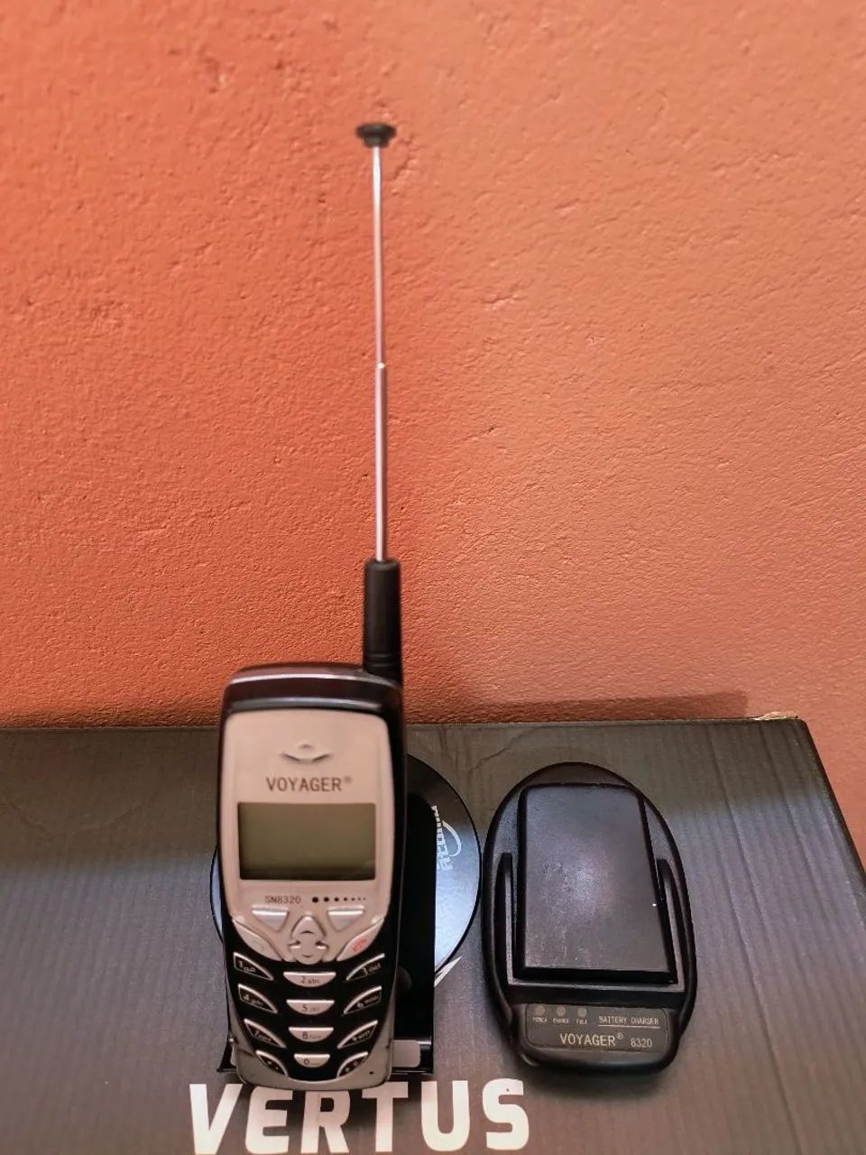 Celular Voyager Relíquia 