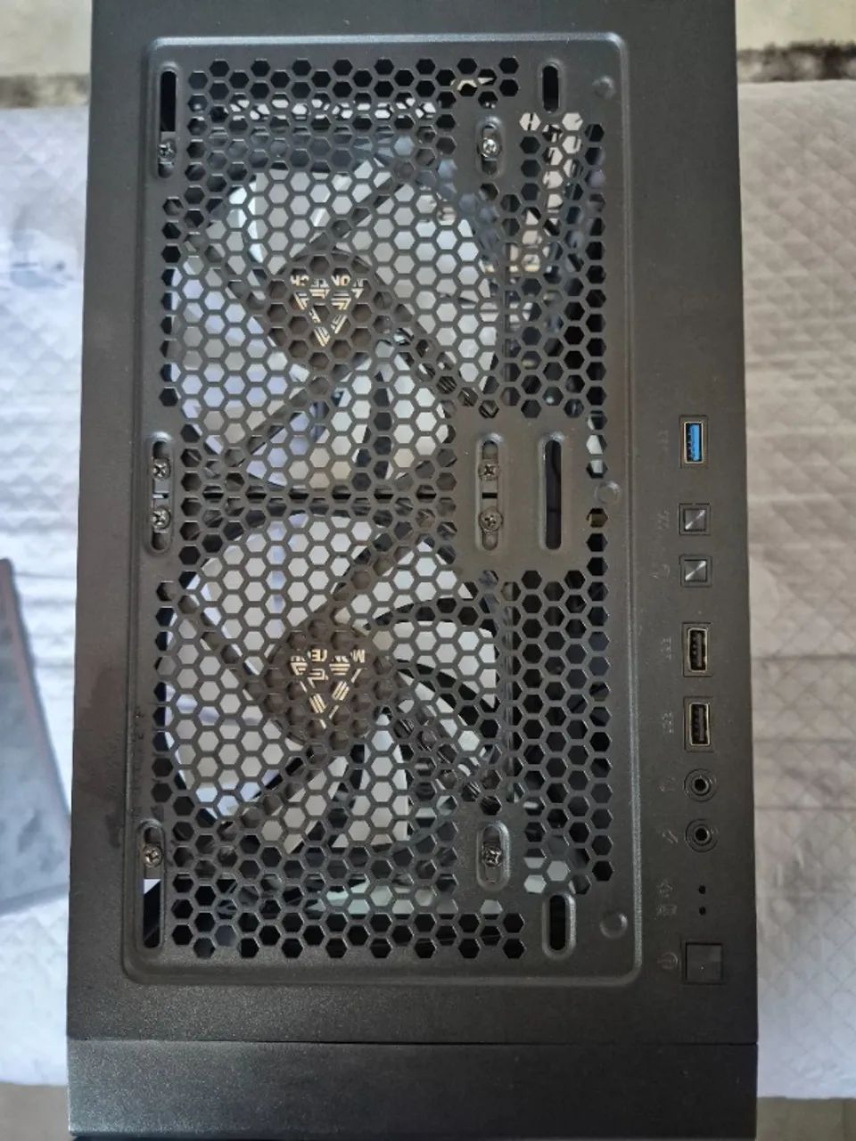 Gabinete MONTECH X3 MESH  - Foto 5