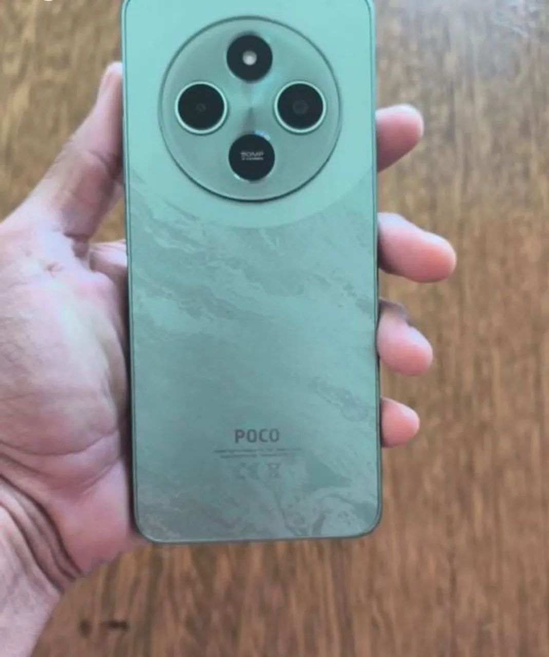 Celular poco c75 com 256gb e 6gb de ram. Sem arranhões e sem amassados.