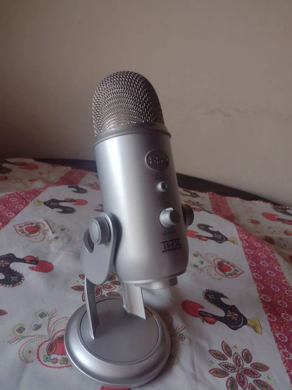 Microfone Blue Yeti (Modelo Padrão) - Foto 6
