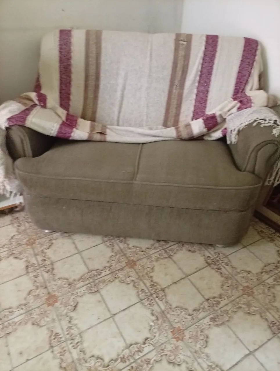Sofá de dois lugares em Suede 