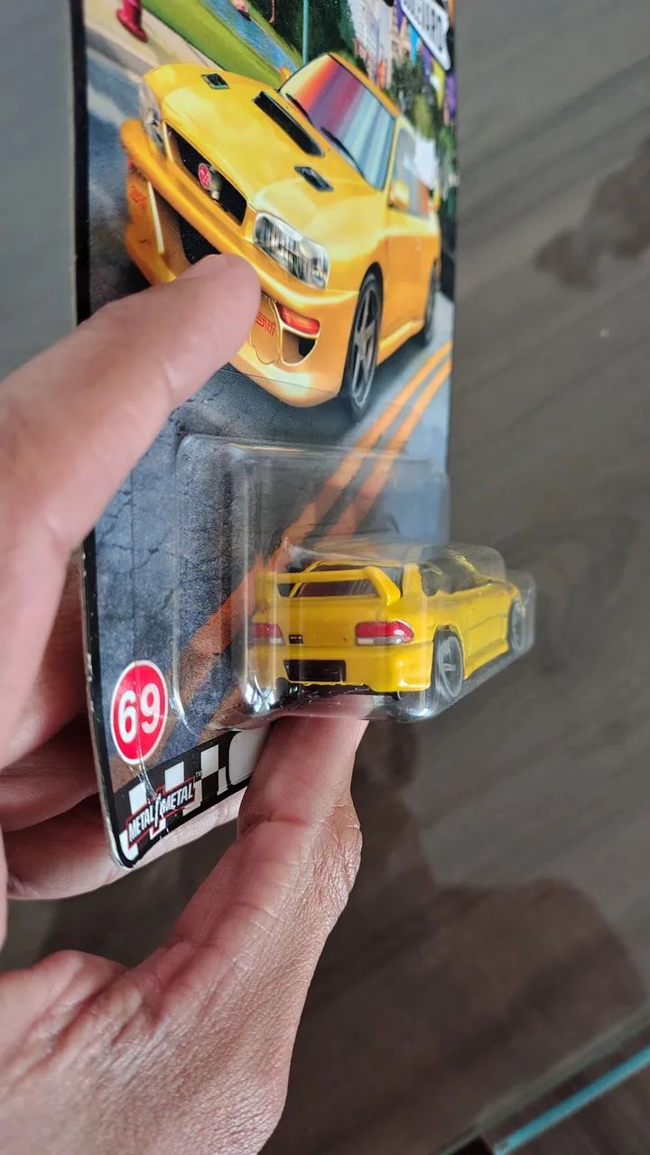 Subaru Impreza STI - HotWheels Premium Boulevard  - Foto 3