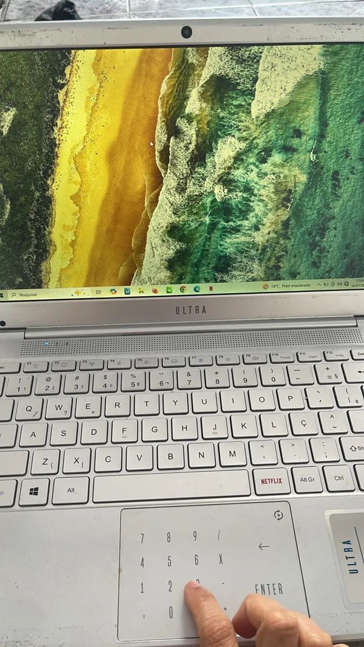 Vende-se notebook valor1200