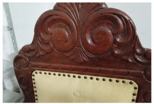 Kit com 2 Poltronas de Madeira Maciça Entalhada - Estilo Colonial - Foto 4
