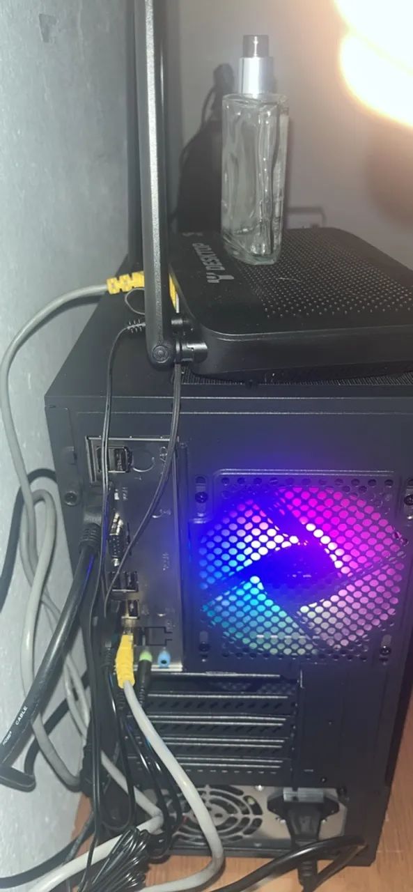 ? CPU/PC à Venda - Ótimo Estado e Pronto para Usar! - Foto 4
