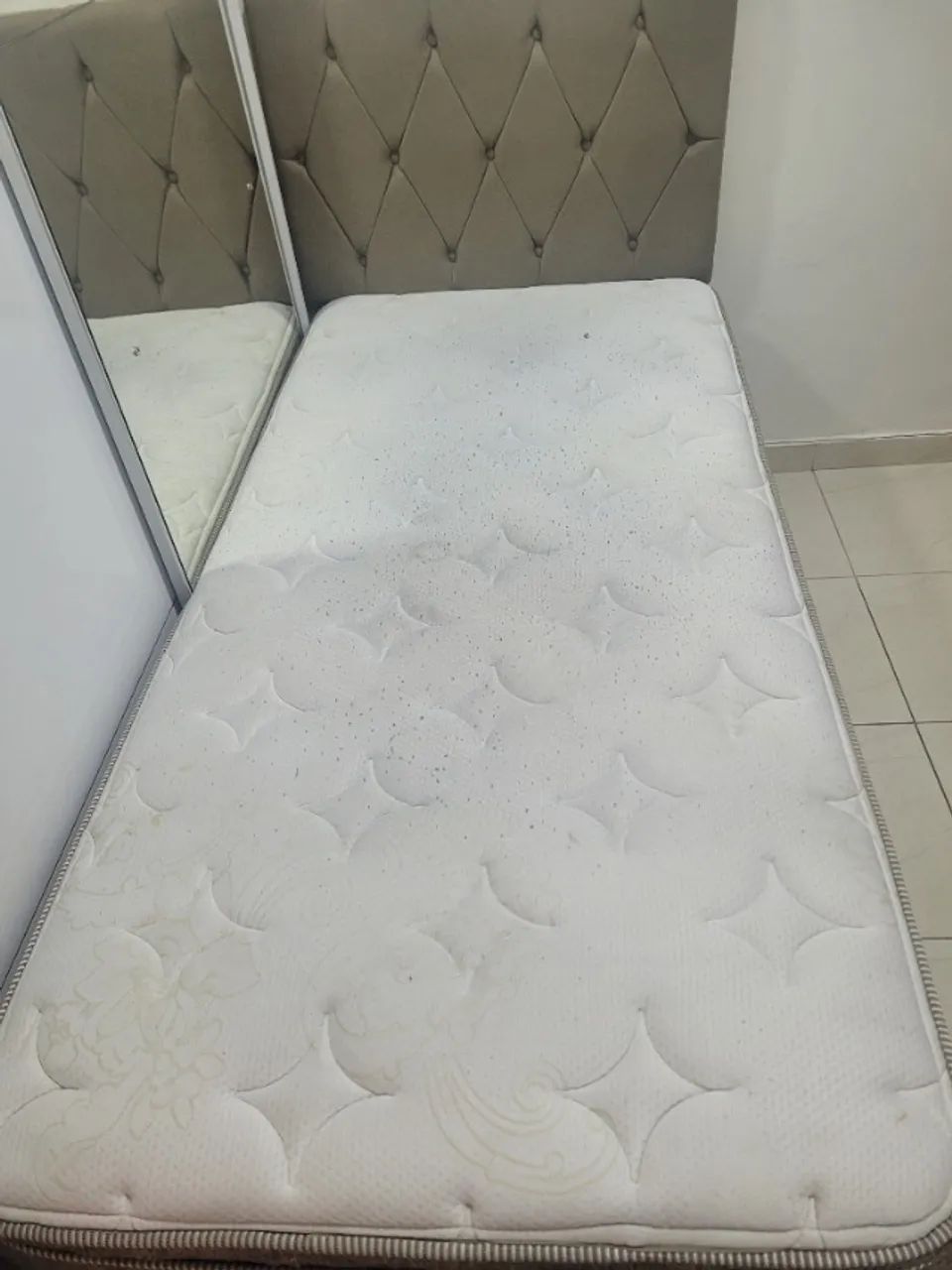 Cama box solteiro com colchão e cabeceira