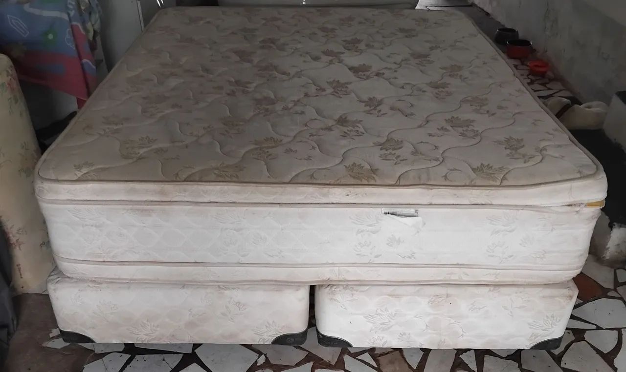 Cama box queen