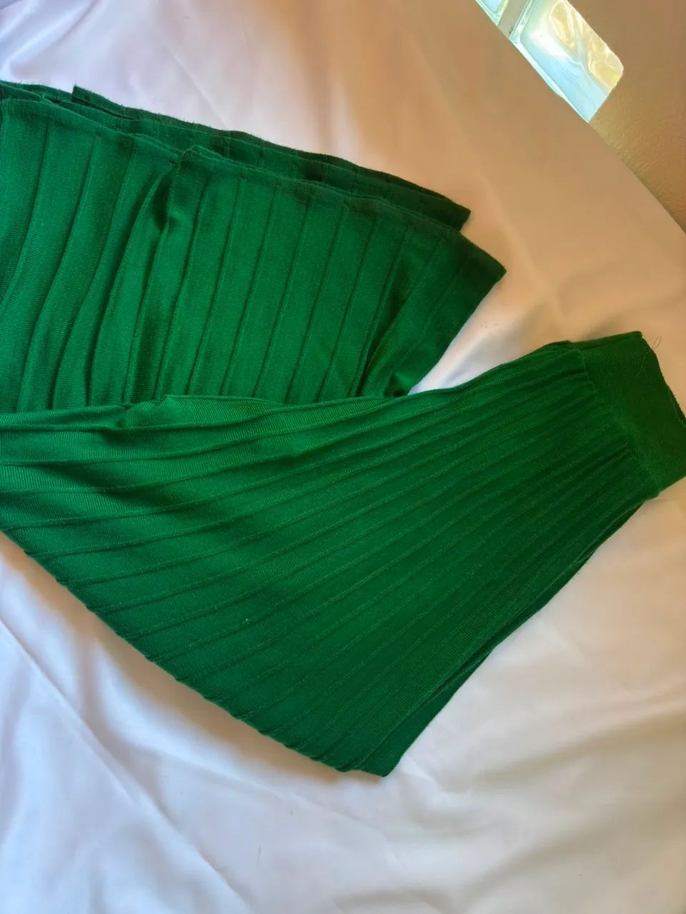 Calça pantalona verde com ótimo caimento  - Foto 4