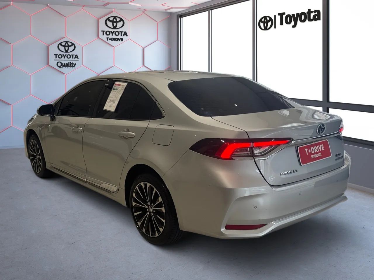 Toyota Corolla Altis Prem. Hybrid 1.8 Flex AUT, foto 5 de 16