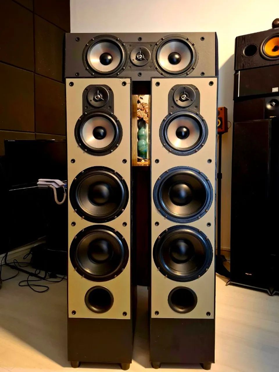 CAIXAS TORRE 3.0 ATIVAS TRIO PARADIGM MONITOR 90P + CC370 175 a 525w SUBATIVO 2x 8"