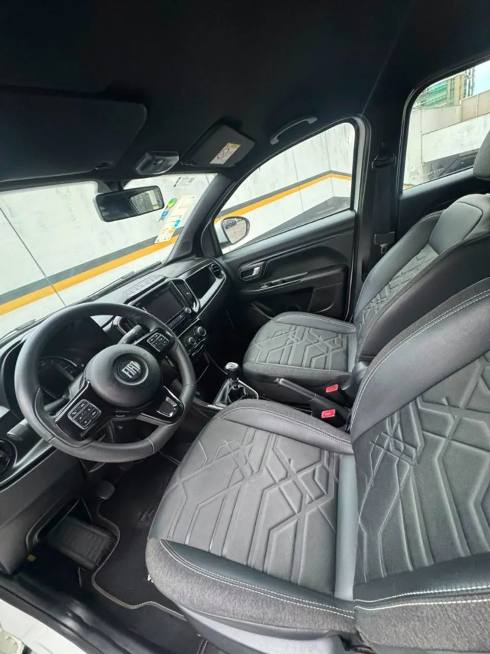 Fiat Strada Volcano 1.3 Flex 8V CD 2022 - Foto 4