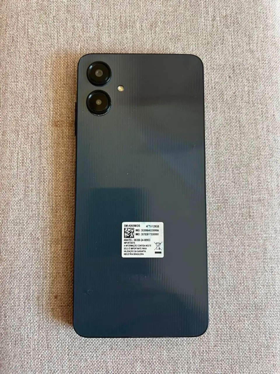 Samsung a06 em ótimo estado 