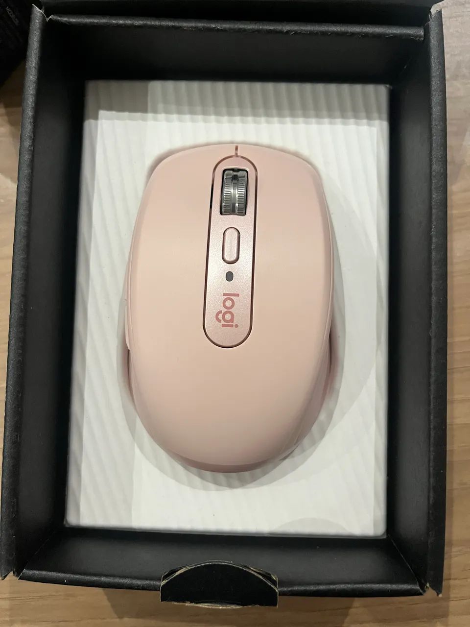 Mouse sem fio rosa Anywhere Logitech