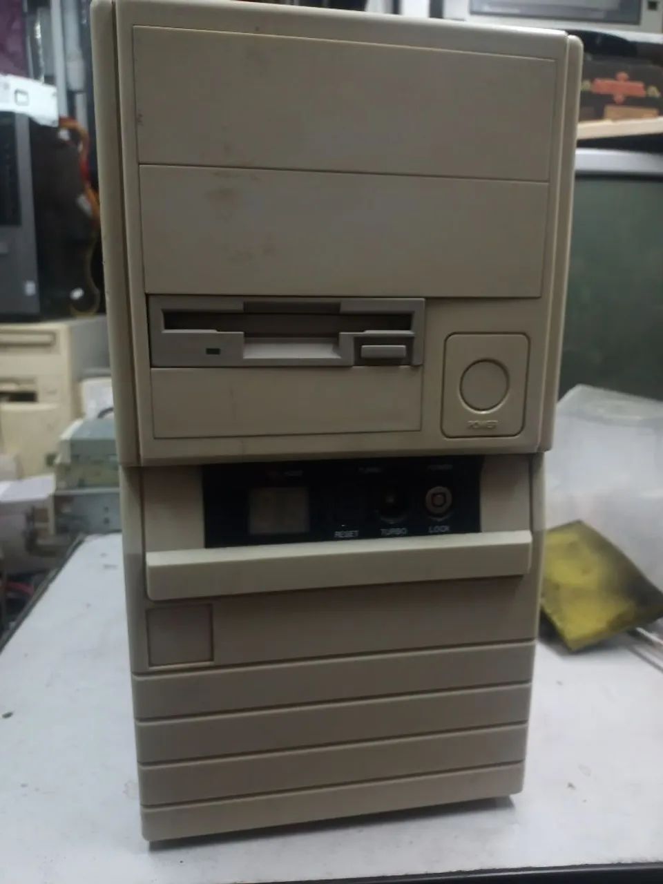 Gabinete de CPU antigo retrô (leia o anúncio) - Foto 3