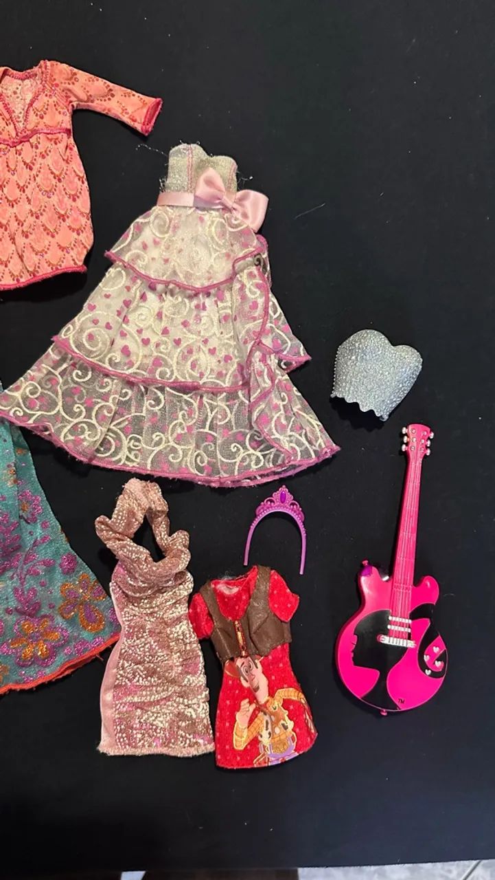 Lote bonecas e acessórios Barbie, Polly e EAH - Foto 3