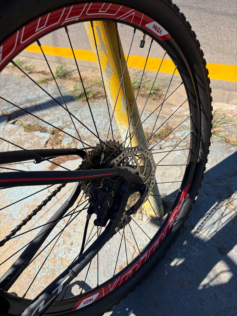 Bicicleta aro 29 - Foto 4