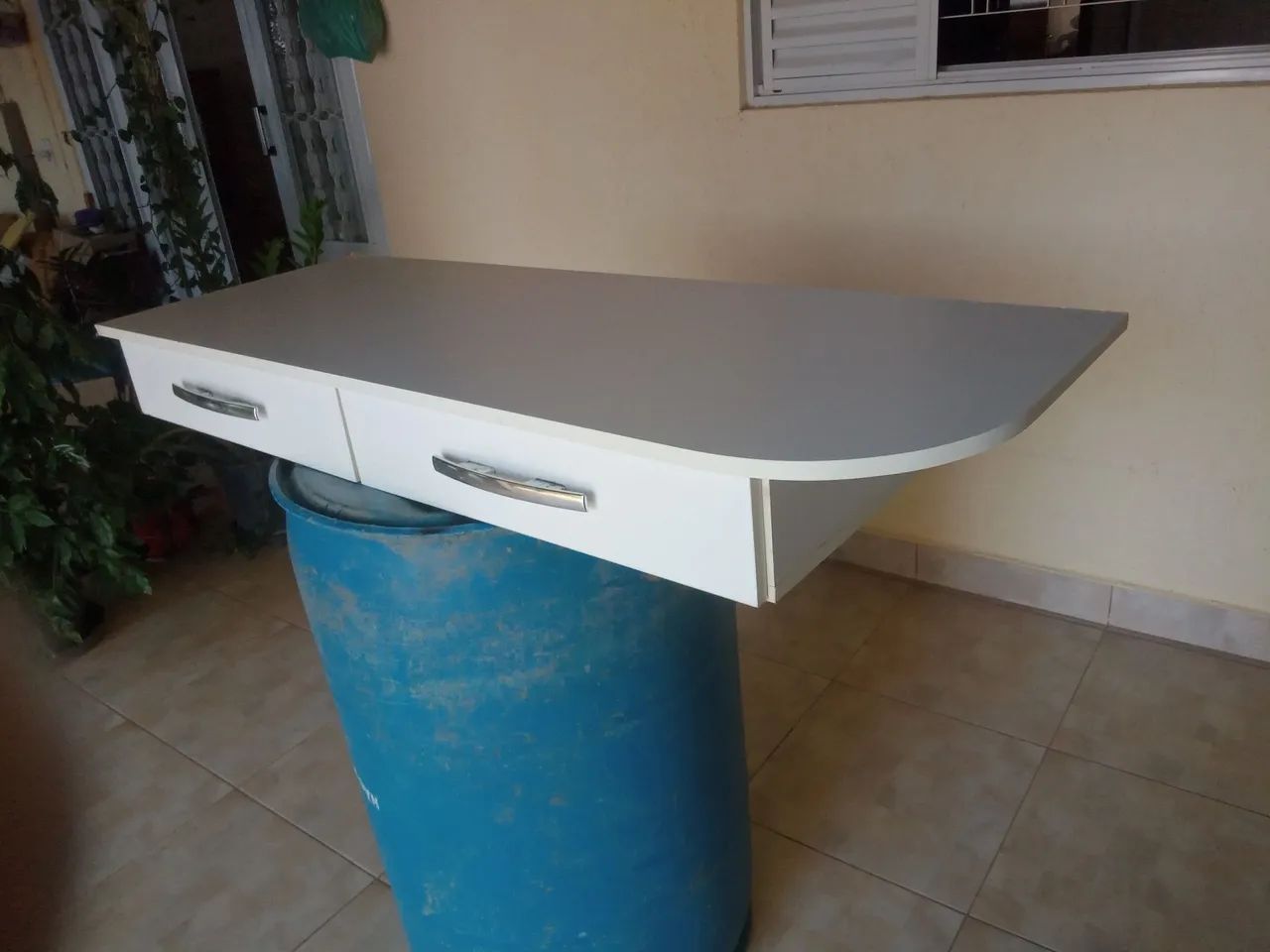 Bancada Cabeleireiro 2 Gavetas 1,25 x 45 Seminova - Até 5x33,08 pela OLX 