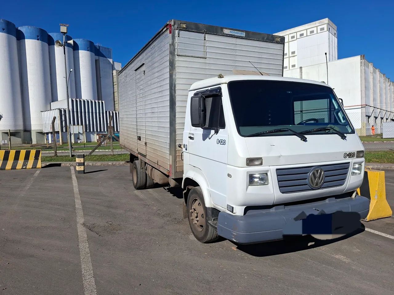VW 8.120 