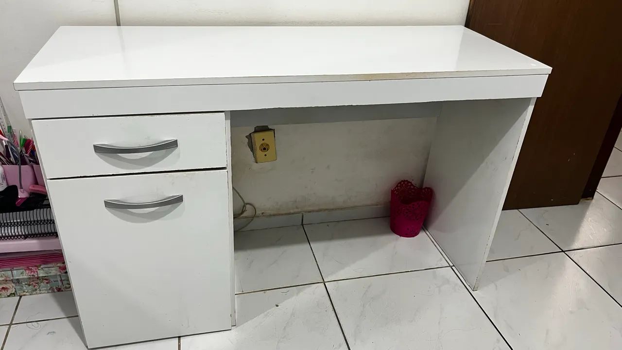 Escrivaninha  - Foto 2