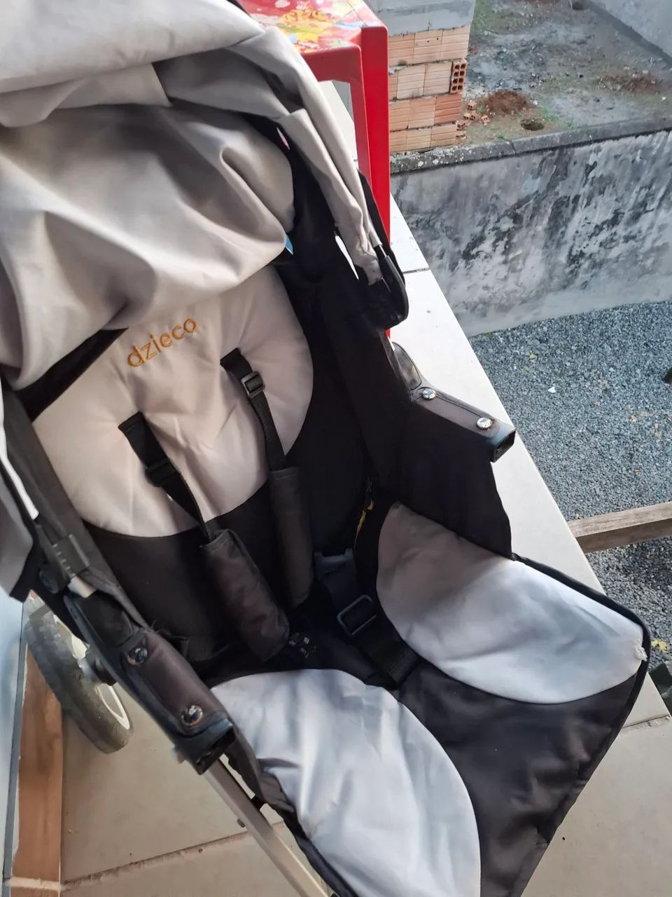Vende-se carrinho e bebê conforto em ótimo estado. - Foto 2