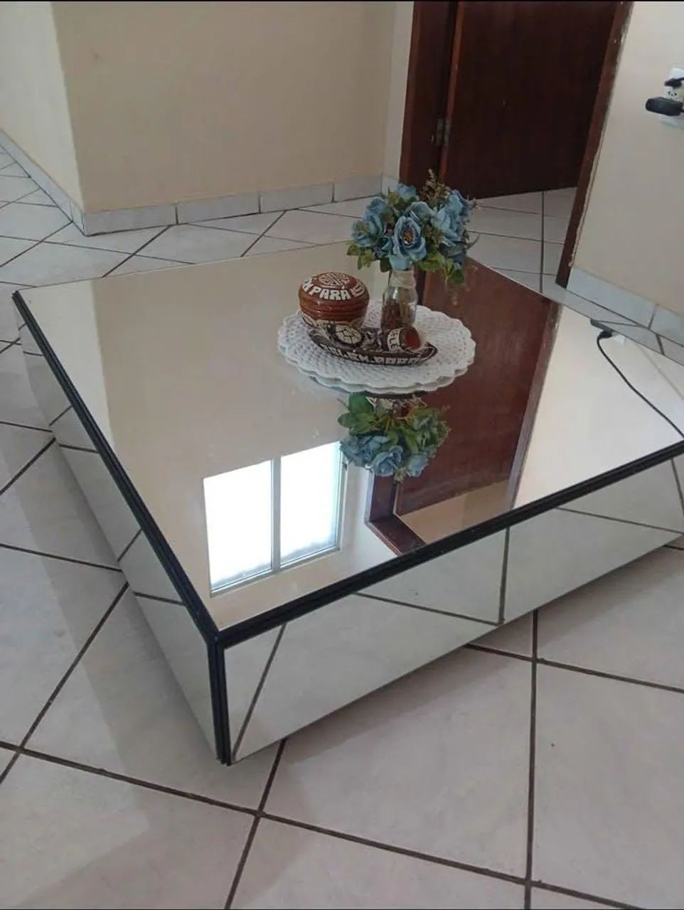 Vendo centro de sala em ótimo estado. - Foto 2