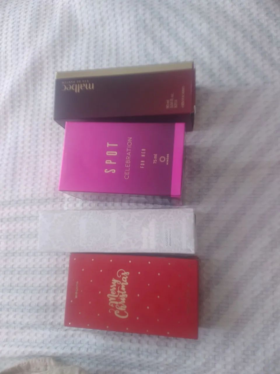 Perfumes novos ,zerando estoque 