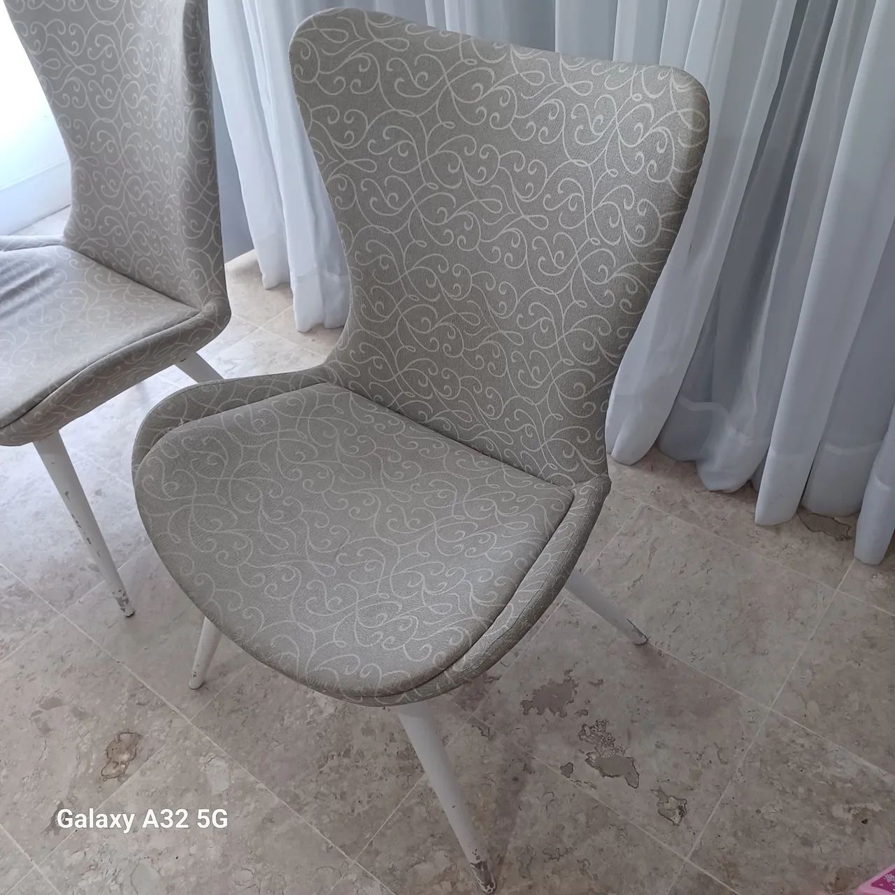 2 poltronas de madeira maciça - Foto 3