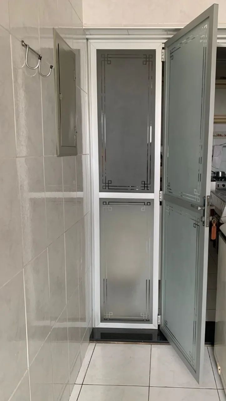 Portas de Alumínio e Vidros  - Foto 3