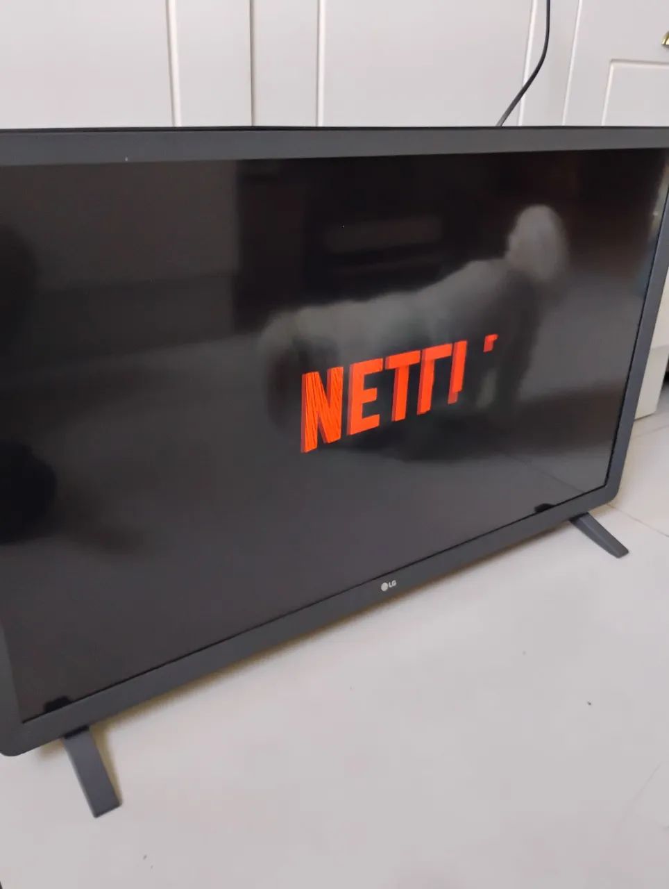 Vendo TV de 32 polegadas Smart  - Foto 4