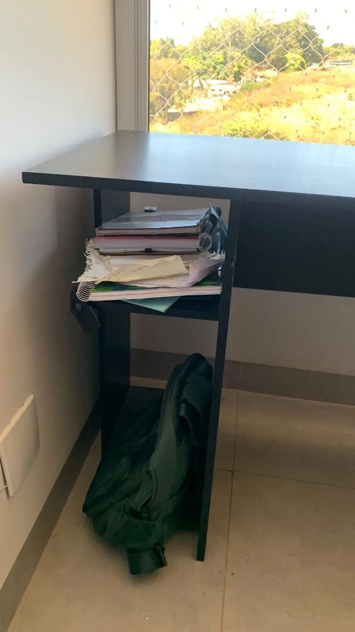 Escrivaninha  - Foto 3