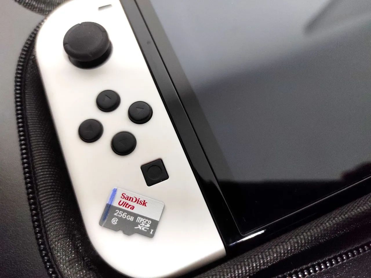 Nintendo Switch OLED SEMI NOVO - 256gb - DESBLOQUEADO - Consoles