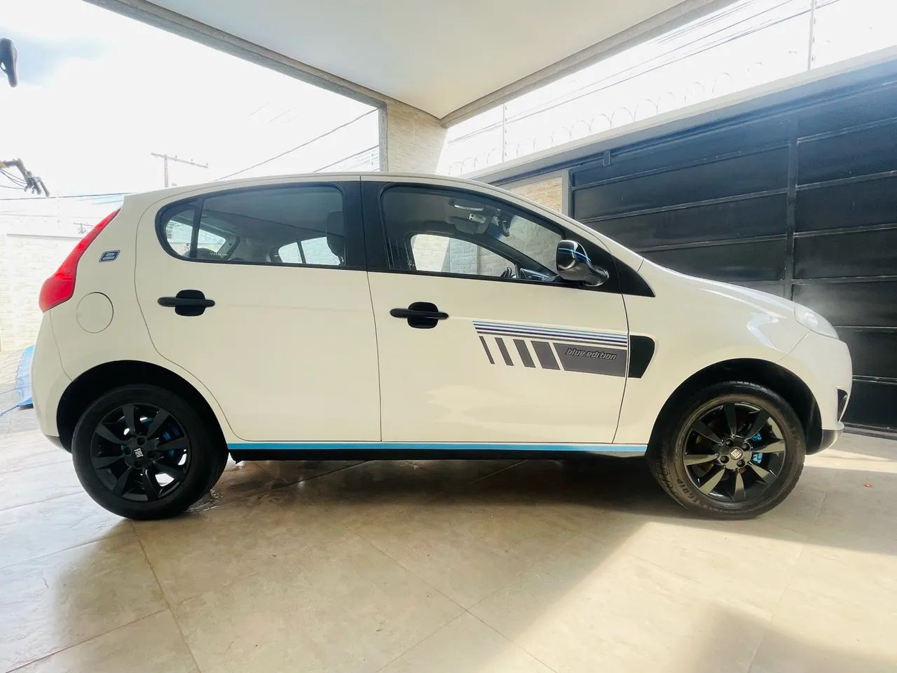 Fiat Palio Essence Dualogic 1.6 Flex 16V 5P 2015 - Foto 4