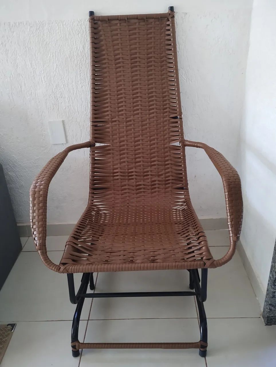 Cadeira de Balanço Semi nova 