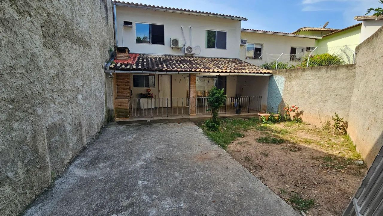 Linda casa situada em rua sem saída - Foto 4