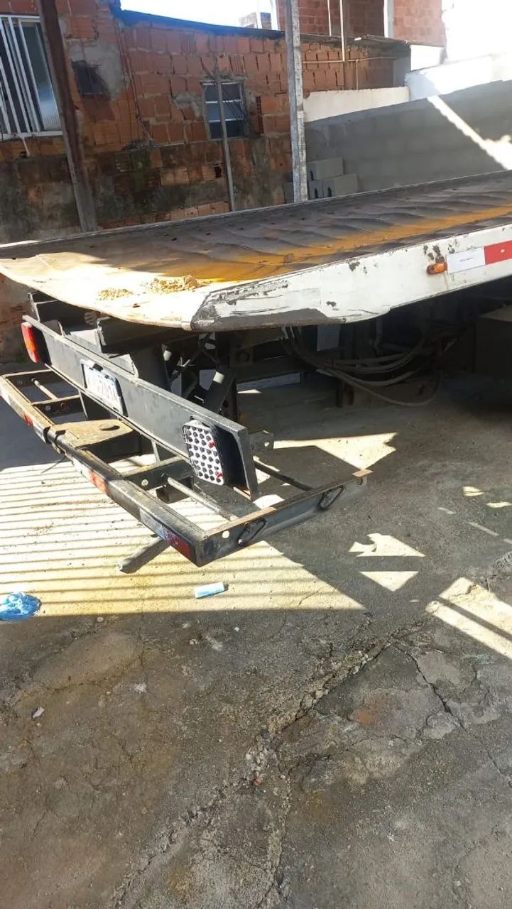 Reboque Ford cargo 712 - Foto 4